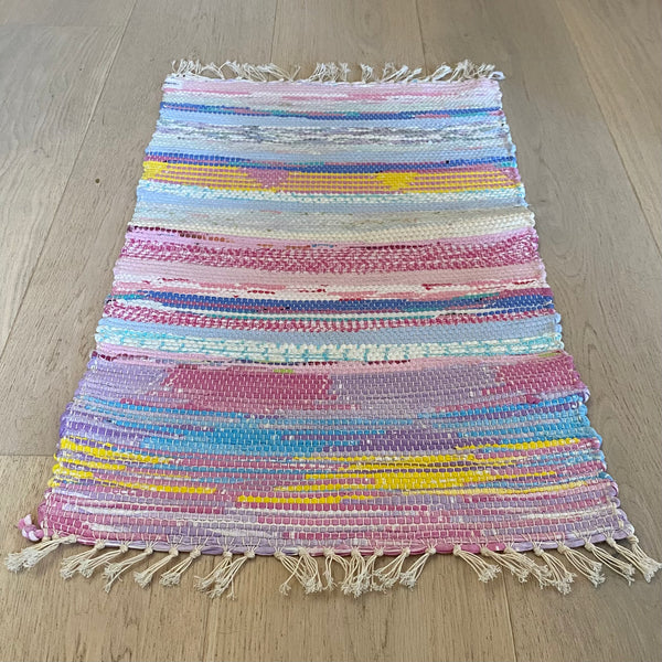 Vevd teppe 50x70