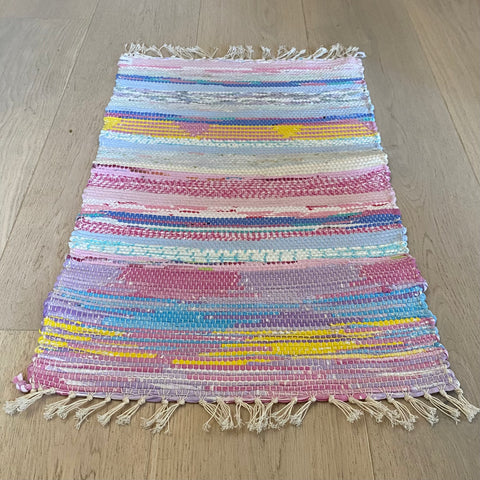 Vevd teppe 50x70